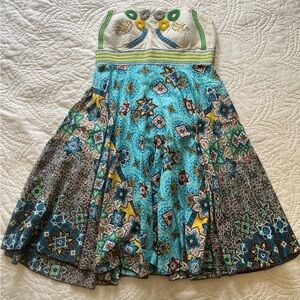 20% OFF 2+ BUNDLES! Fun Strapless Dress! Unbranded. Blue multi. No size